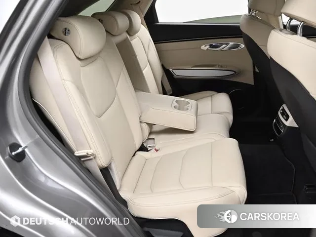 Genesis GV70 2021 Серебристо-серый из Кореи, фото 3