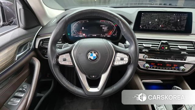 BMW 5 Series (G30) 2020 Серый из Кореи, фото 3