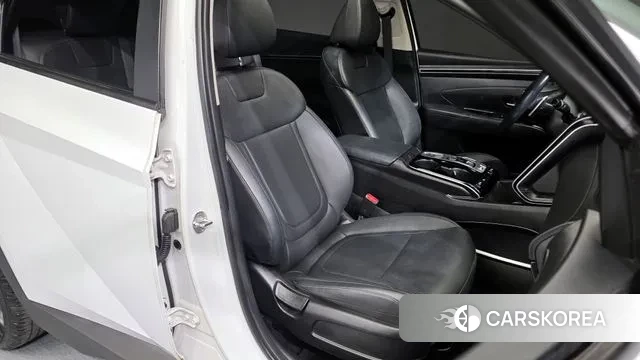 Hyundai Tucson (NX4) 2022 Белый из Кореи, фото 3