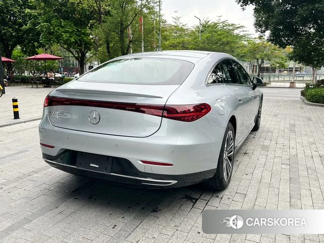 Mercedes-Benz EQS 2024 Серебристо-серый из Китая, фото 3