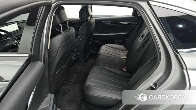 Genesis G80 (RG3) 2022 Серебристо-серый из Кореи, фото 3