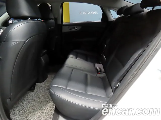 Kia Come New K3 id 2693242 из Кореи 3