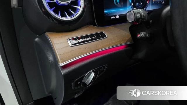 Mercedes-Benz E-Class W213 2020 Белый из Кореи, фото 3