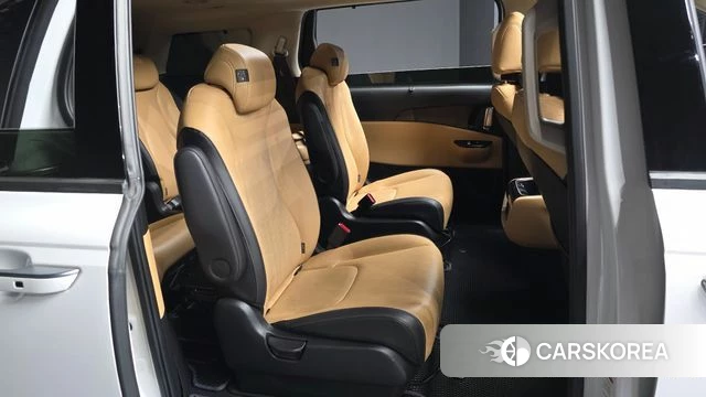 Kia Carnival 4th generation 2022 Белый из Кореи, фото 3