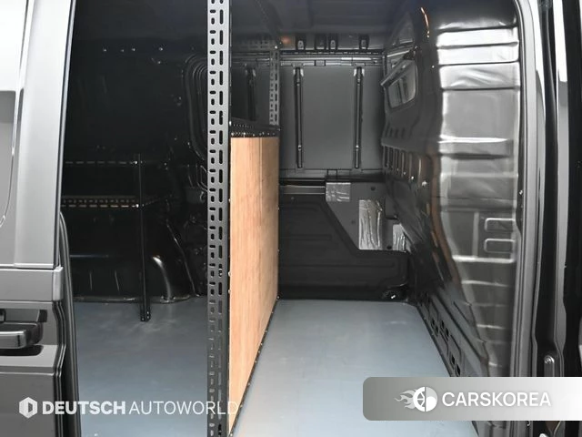 Hyundai Staria 2025 Черный из Кореи, фото 3