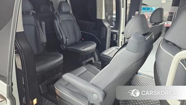 Hyundai Staria 2021 Белый из Кореи, фото 3