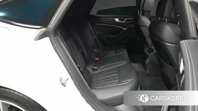Audi A7 (4K) 2023 Белый из Кореи, фото 3