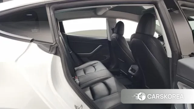 Tesla Model 3 2021 Белый из Кореи, фото 3