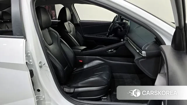 Hyundai Avante (CN7) 2022 Белый из Кореи, фото 3