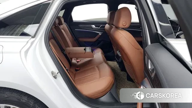 Audi A6 (C8) 2020 Белый из Кореи, фото 3