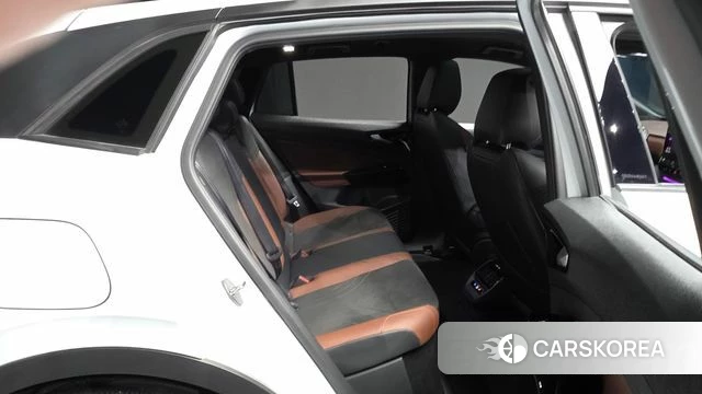 Volkswagen ID.4 2022 Белый из Кореи, фото 3