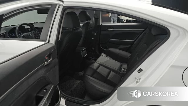 Hyundai Avante AD 2018 Белый из Кореи, фото 3