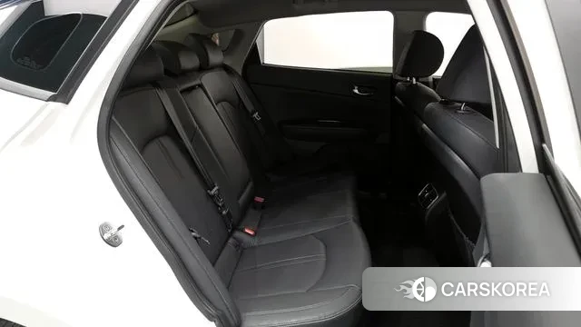 Kia The New K5 2nd generation 2019 Белый из Кореи, фото 3