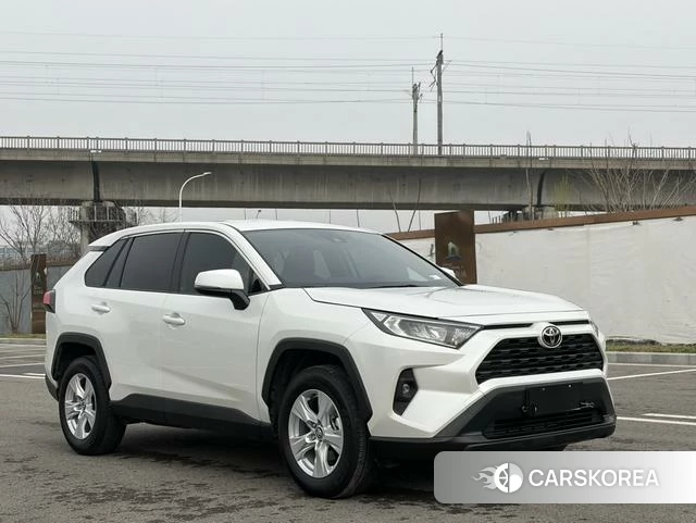 Toyota RAV4 Rongfang 2024 Белый из Китая, фото 3
