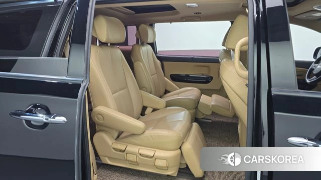 Kia The New Carnival 2018 Черный из Кореи, фото 3