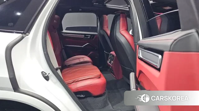 Porsche Cayenne (PO536) 2023 Белый из Кореи, фото 3