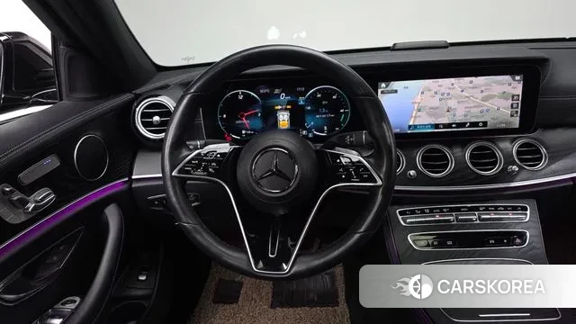 Mercedes-Benz E-Class W213 2023 Черный из Кореи, фото 3