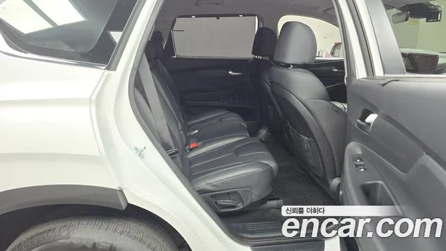 Hyundai The New Santa Fe 2022 Белый из Кореи, фото 3