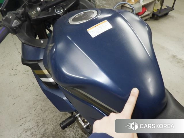 Проданный Honda CBR400R id 3997878 из Японии, фото 4