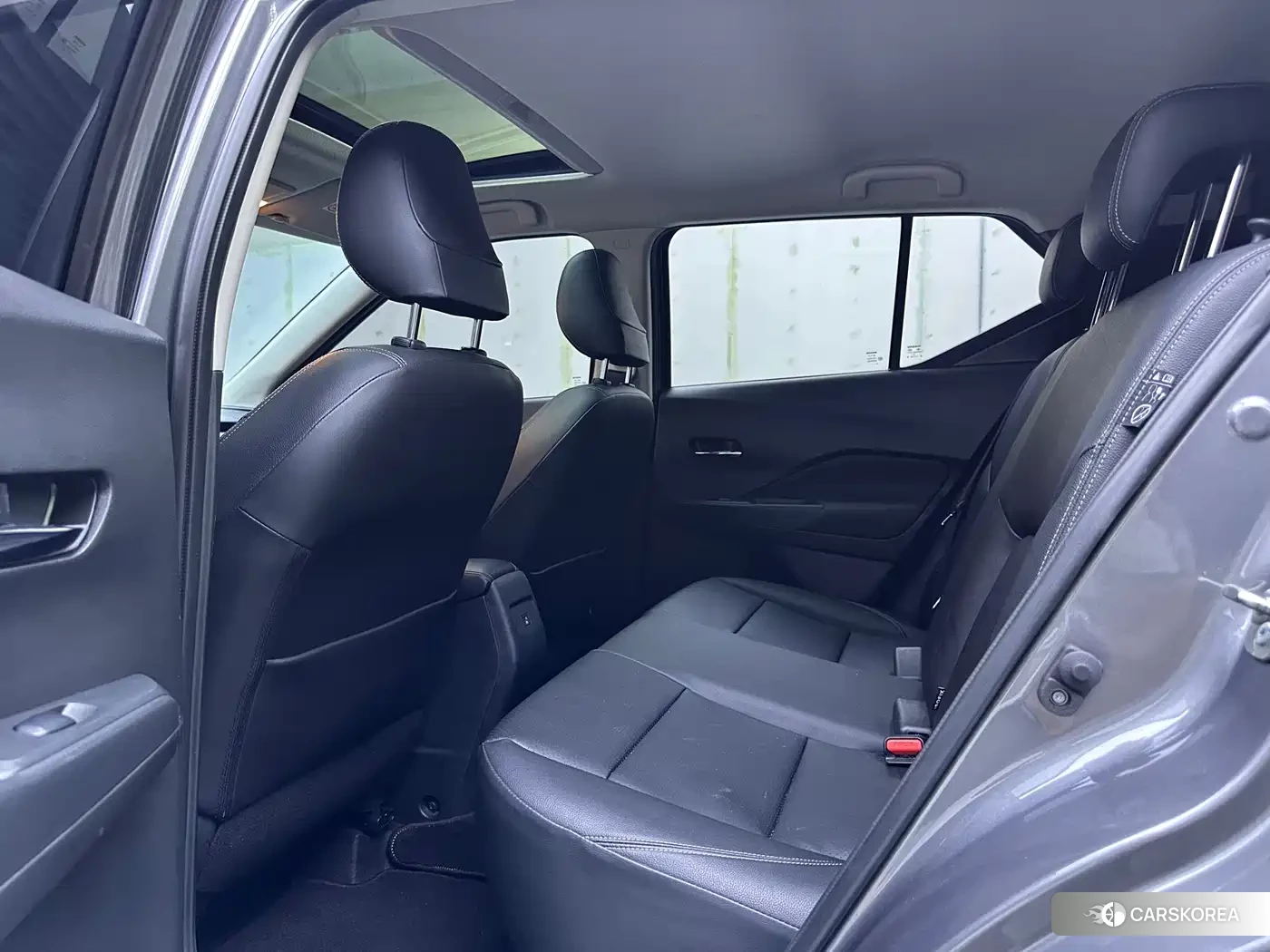 Nissan Kicks 2024 Silver/gray из Китая, фото 3