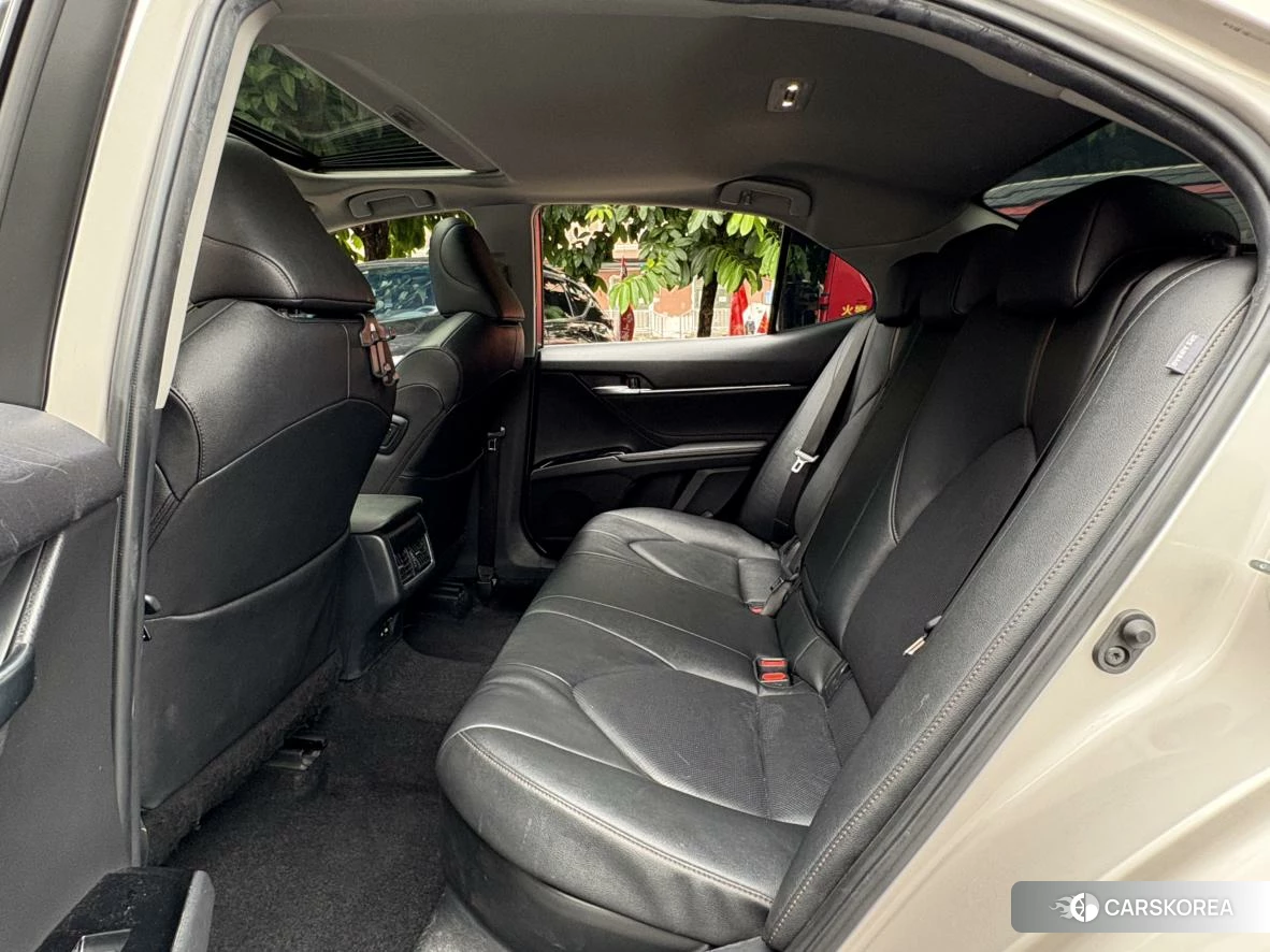 Toyota Camry 2021 Шампань из Китая, фото 3