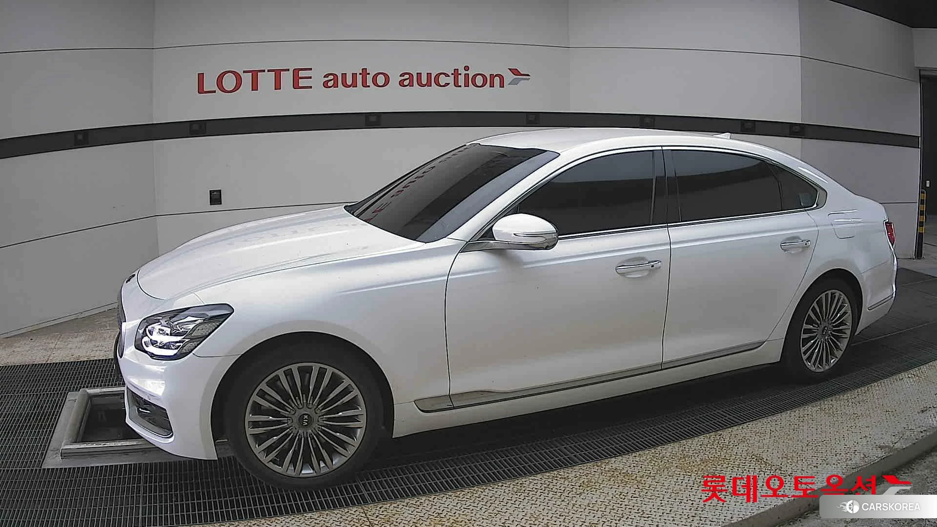 Kia K9 2019 Snow White Pearl из Кореи, фото 3