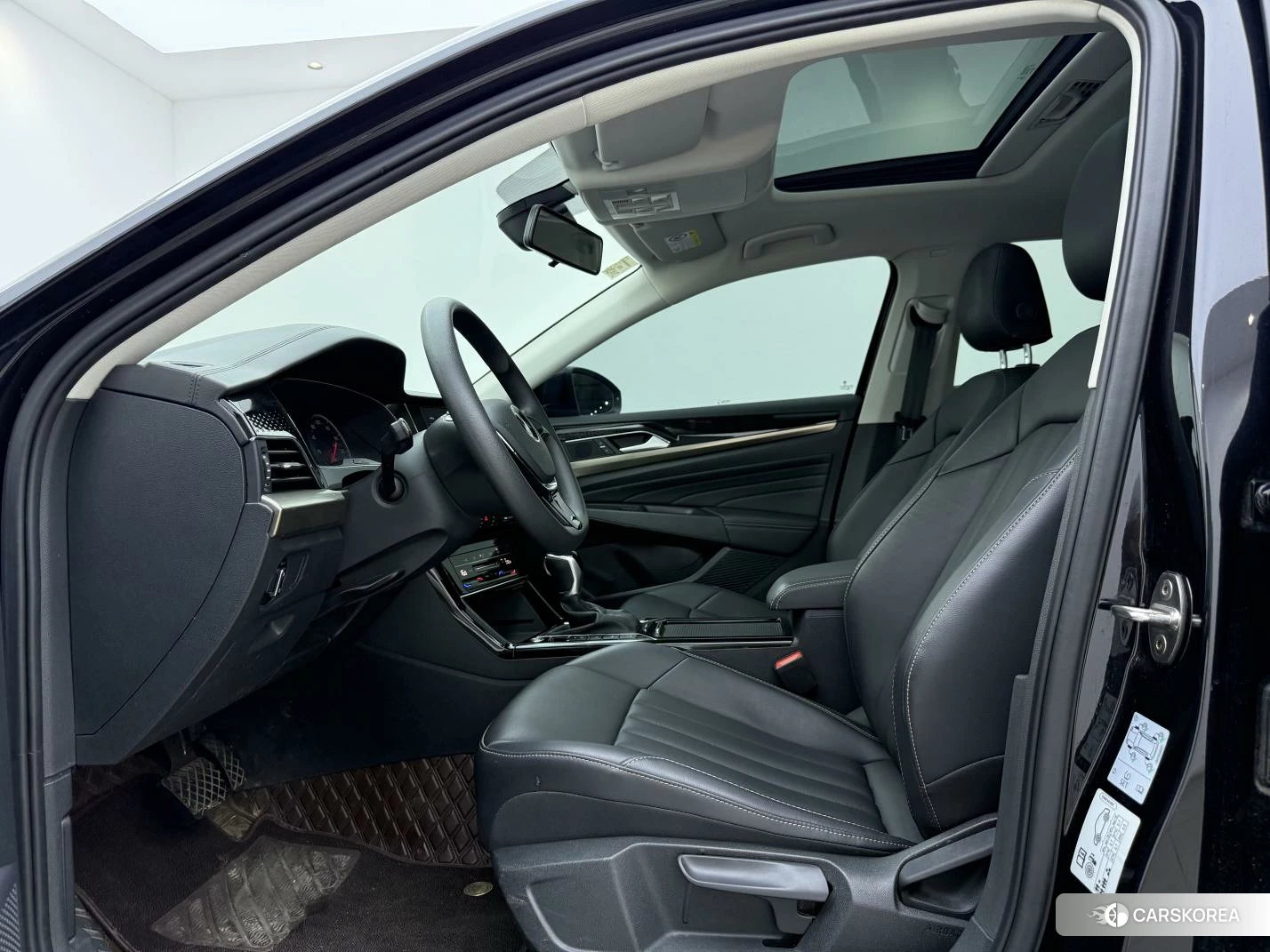 Volkswagen Passat PHEV 2021 Черный из Китая, фото 3