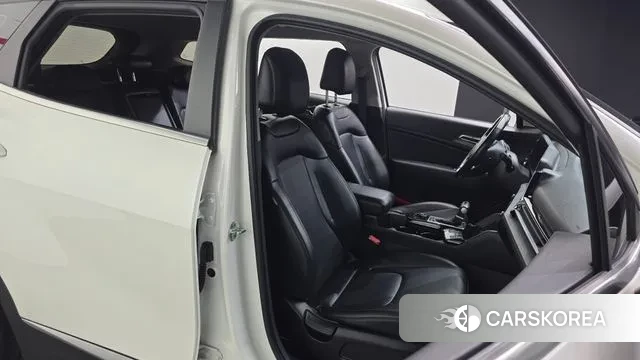 Kia Sportage 5th Generation 2022 Белый из Кореи, фото 3