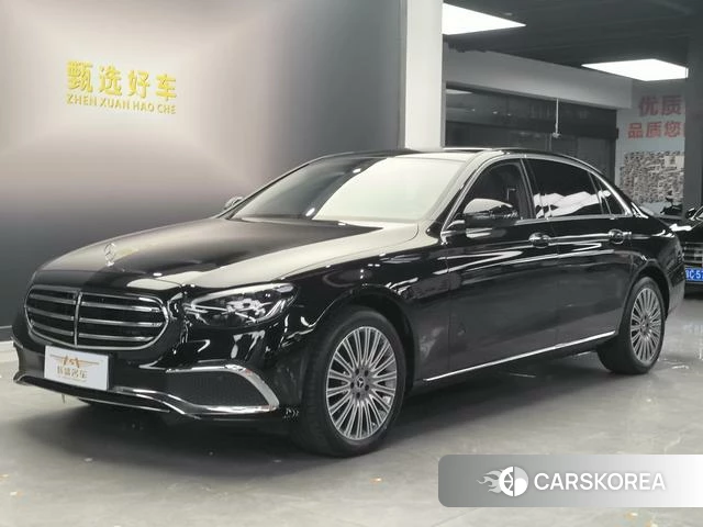 Mercedes-Benz E-class 2023 Черный из Китая, фото 3