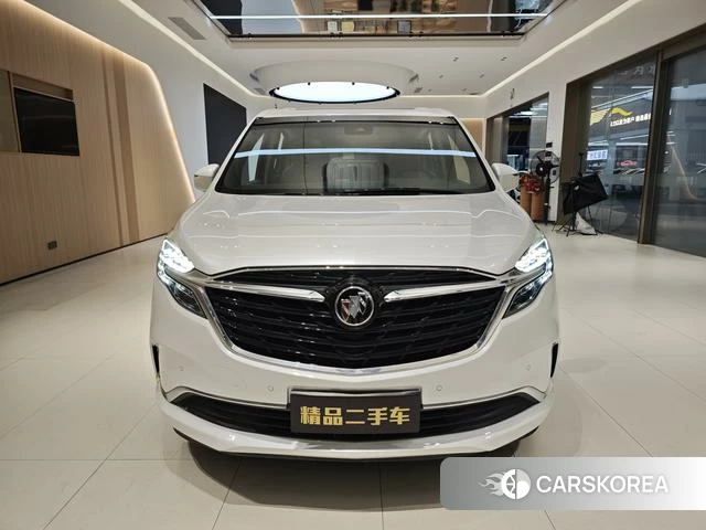 Buick GL8 2021 Белый из Китая, фото 3