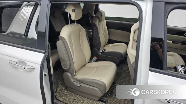 Kia Carnival 4th generation 2023 Белый из Кореи, фото 3