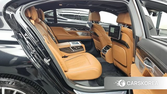 BMW 7 Series (G11) 2022 Черный из Кореи, фото 3