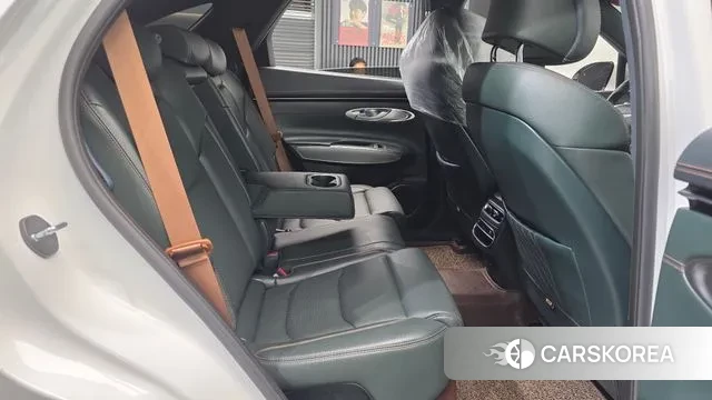 Genesis GV70 2023 Белый из Кореи, фото 3