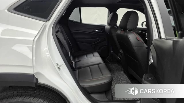 Chevrolet (GM Daewoo) Trax Crossover 2023 Белый из Кореи, фото 3