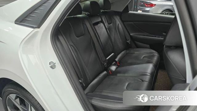 Hyundai Avante (CN7) 2021 Белый из Кореи, фото 3
