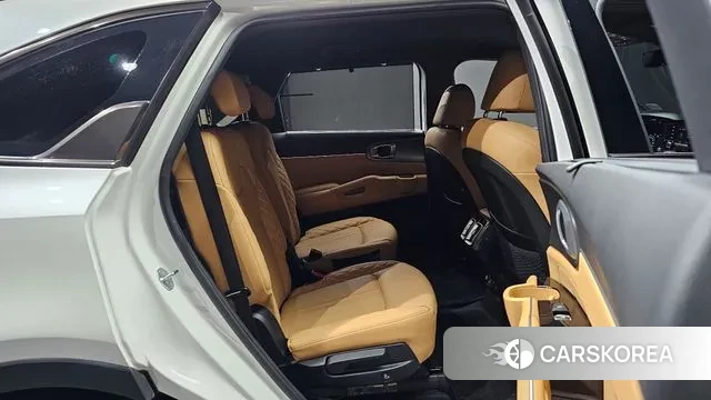 Kia Sorento 4th Generation 2023 Белый из Кореи, фото 3