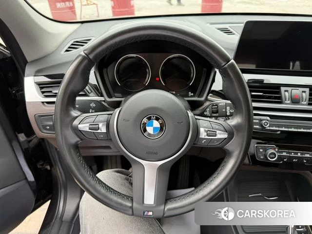 BMW X1 2022 Темно-серый из Китая, фото 3