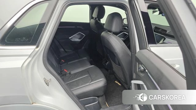 Audi Q3 (F3) 2020 Белый из Кореи, фото 3