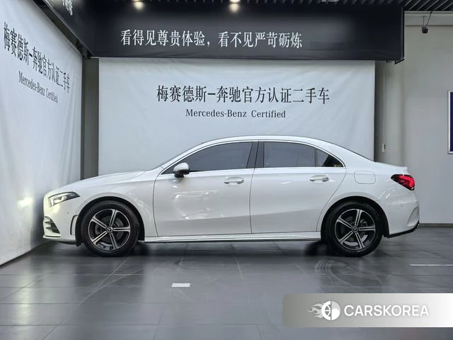 Mercedes-Benz Class A 2022 Белый из Китая, фото 3