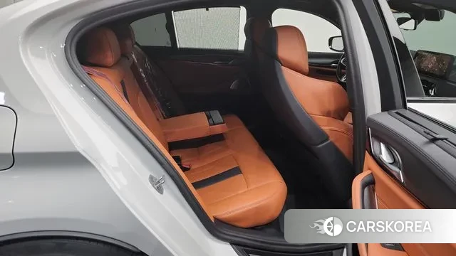 BMW M5 (F90) 2023 Белый из Кореи, фото 3