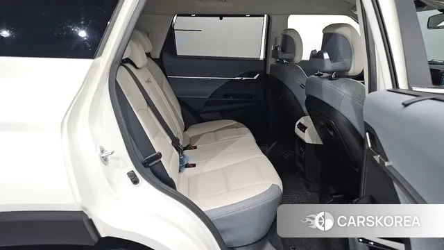 Ssangyong Torres EVX 2023 Белый из Кореи, фото 3