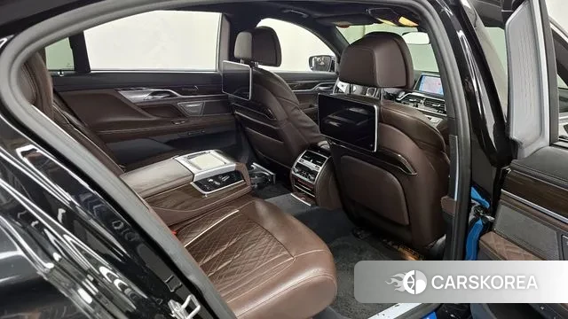 BMW 7 Series (G11) 2020 Черный из Кореи, фото 3