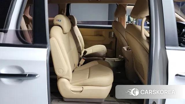 Kia The New Carnival 2018 Белый из Кореи, фото 3