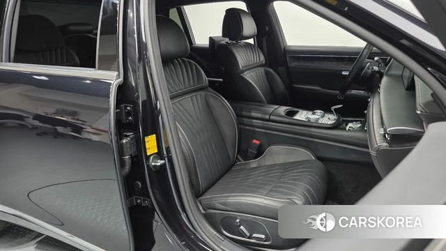 Genesis G90 (RS4) 2024 Черный из Кореи, фото 3