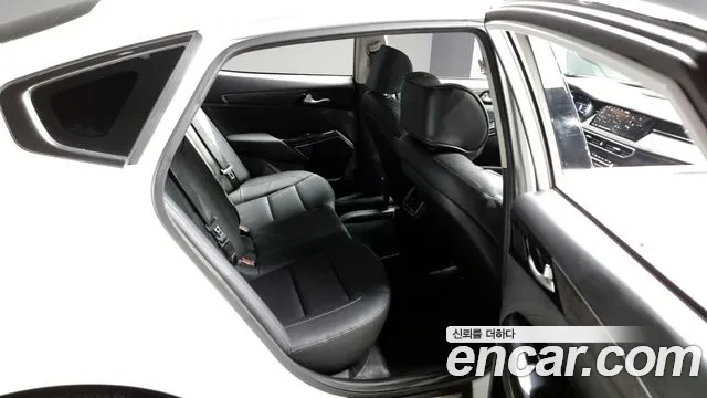 Kia K7 Premier 2019 Белый из Кореи, фото 3