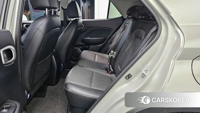 Hyundai Venue 2020 Серебристо-серый из Кореи, фото 3