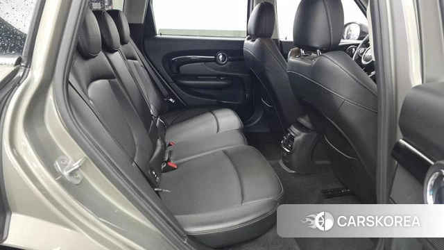 Mini Cooper Clubman 2018 Серебристо-серый из Кореи, фото 3
