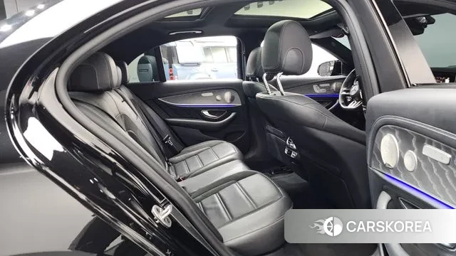 Mercedes-Benz E-Class W213 2023 Черный из Кореи, фото 3