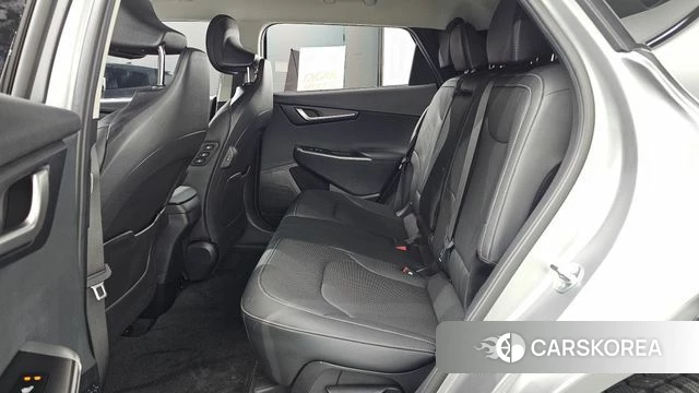 Kia EV6 2024 Серый из Кореи, фото 3
