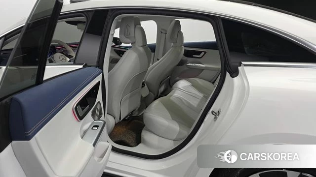 Mercedes-Benz EQE V295 2023 Белый из Кореи, фото 3